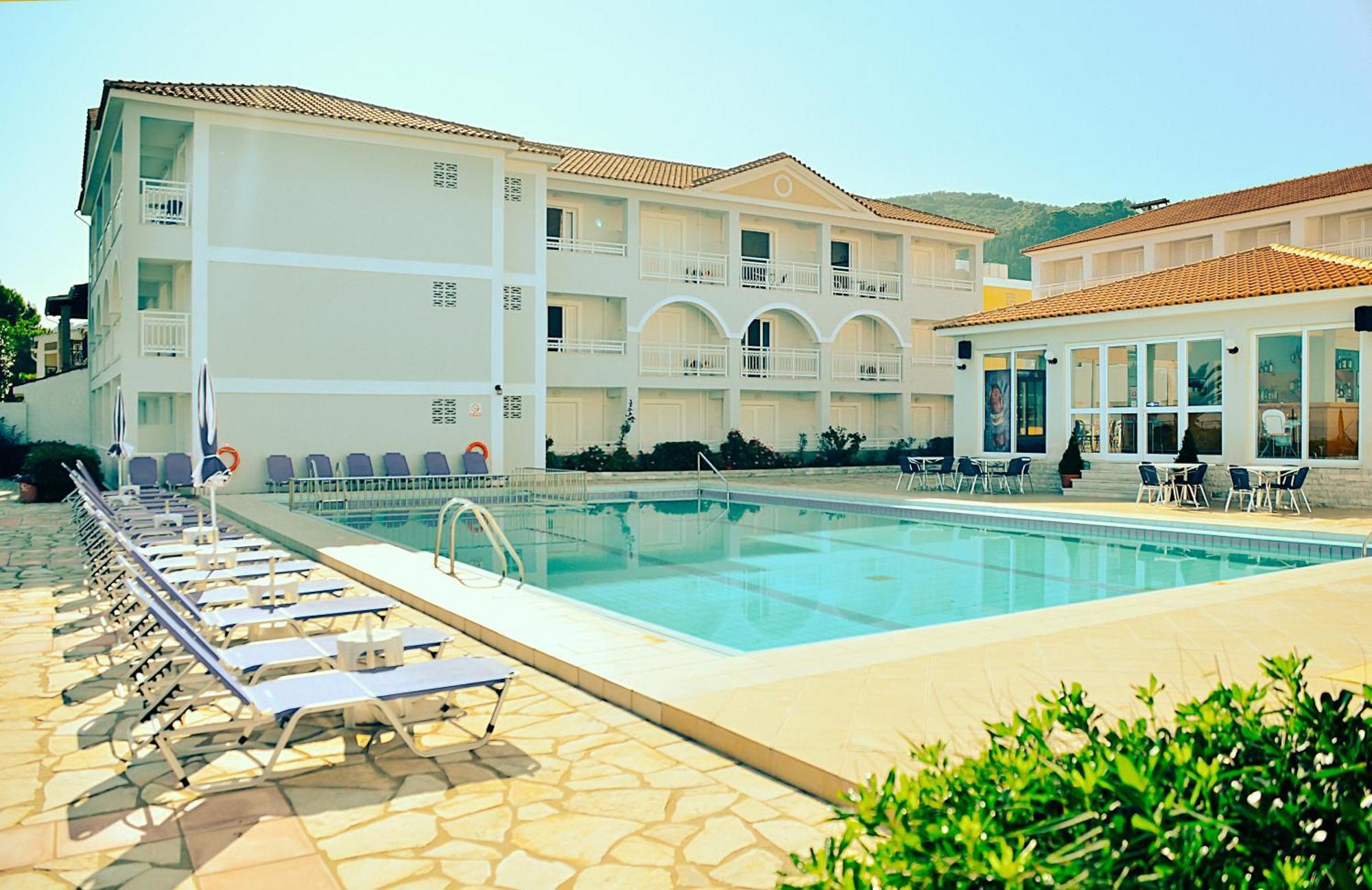 Meridien Beach Hotel Argassi Bagian luar foto
